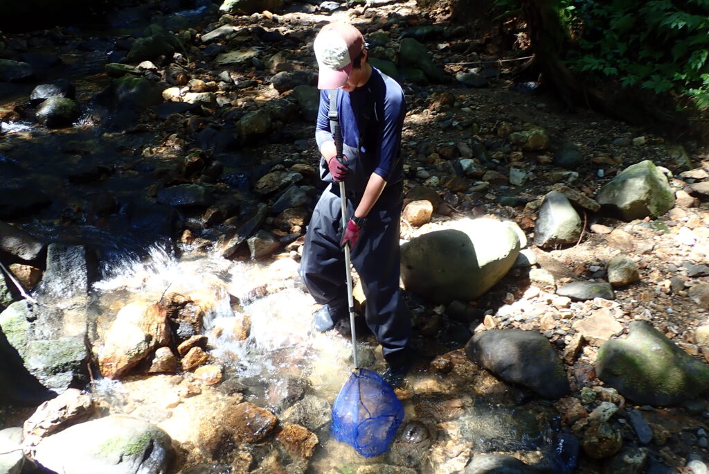 ウェーダーの用途は魚釣りだけじゃない